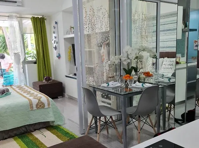 Apartamento Urban At Azure Manila