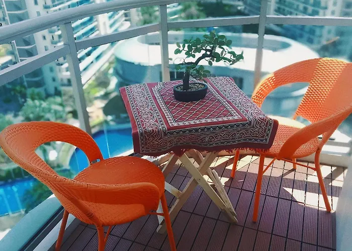 Urban At Azure Apartamento *