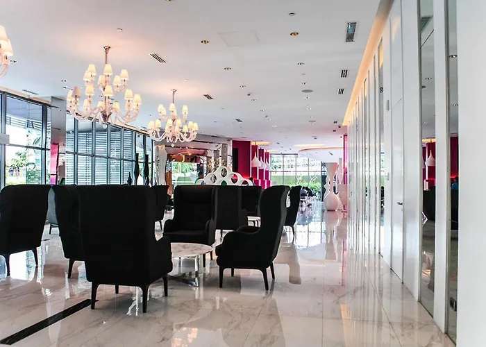 Urban At Azure Manila
